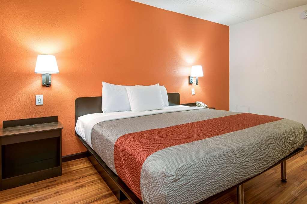 6-grove City, Oh Hotel