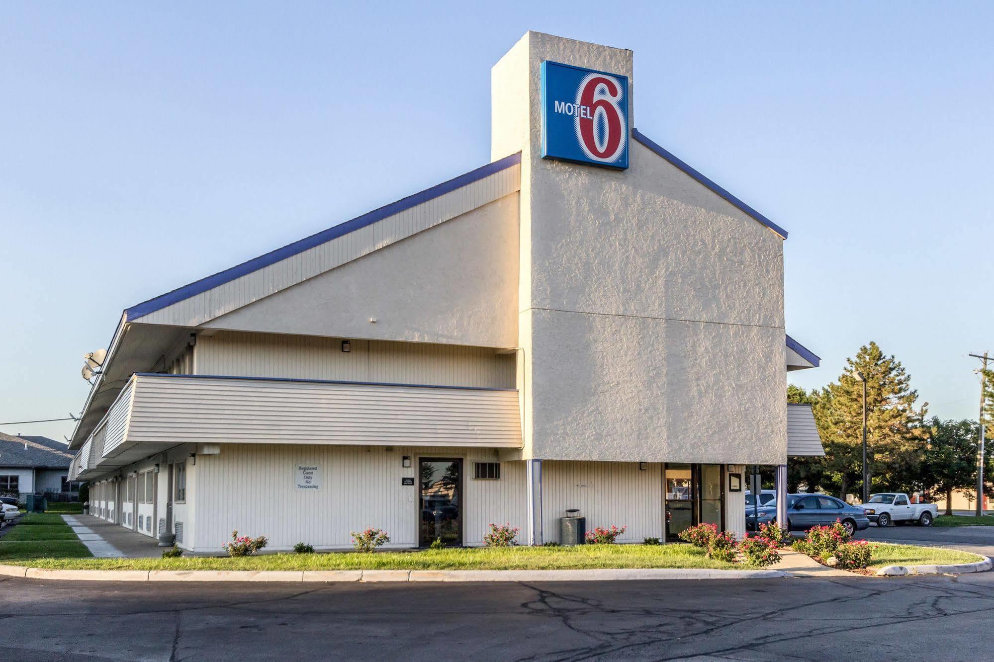 6-grove City, Oh 2* Grove City